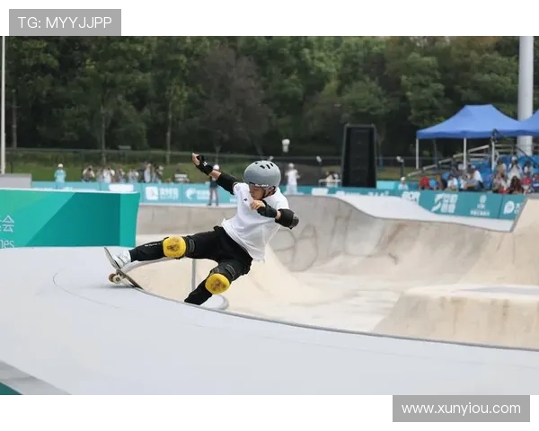 南京滑板队的配合变革引发热议滑板文化的新潮流与发展 南京滑板队的配合变革引发热议滑板文化的新潮流与发展